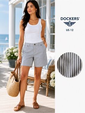 Dockers Striped Bermuda Shorts Women’s Size 12 Blue White Stretch Cotton